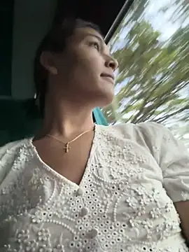 Snapshot of lovee_megan chatting on 22, 3, 2026 lovee megan online show from 22, 3, 2026