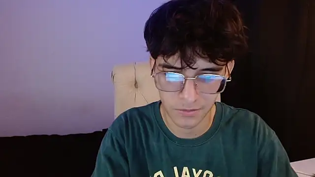 Snapshot of noah_millerx chatting on 5, 8, 2026 noah millerx online show from 5, 8, 2026