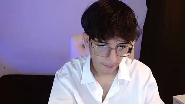 Snapshot of noah_millerx chatting on 9, 8, 2026 noah millerx online show from 9, 8, 2026