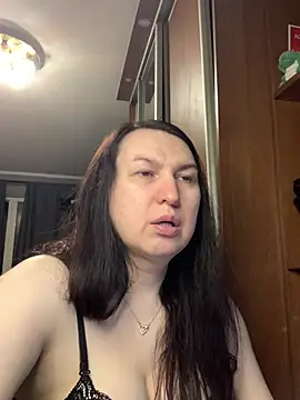 EvaBeautyXx online show from 4, 5, 2026