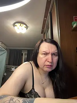 EvaBeautyXx online show from 5, 5, 2026