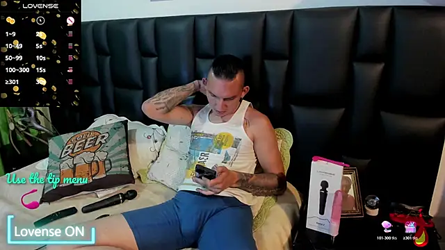 Snapshot of Mike_Waters chatting on 10, 3, 2026 Mike Waters online show from 10, 3, 2026