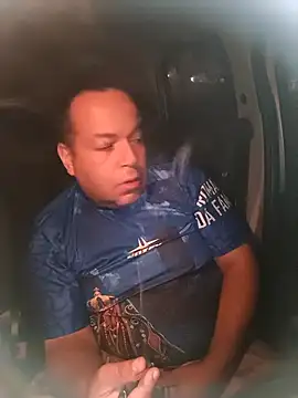 Snapshot of UrsoBissexualPauGrosso chatting on 9, 3, 2026 UrsoBissexualPauGrosso online show from 9, 3, 2026