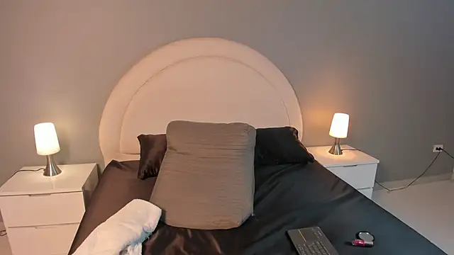 Snapshot of zoepinkett chatting on 23, 3, 2026 zoepinkett online show from 23, 3, 2026