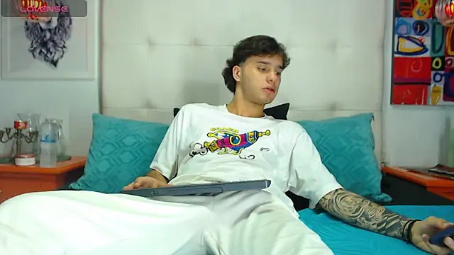 Snapshot of EXCLUSIVE8 chatting on 19, 3, 2026 EXCLUSIVE8 online show from 19, 3, 2026