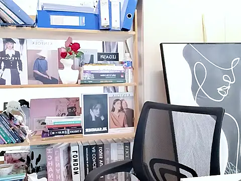 LeNaLyy online show from 18, 3, 2026