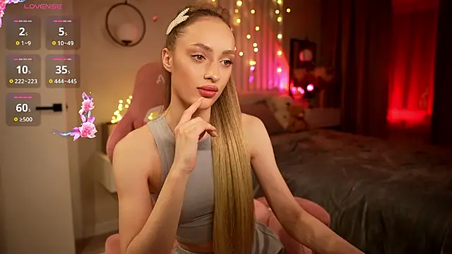 Snapshot of Mila_Murr chatting on 22, 3, 2026 Mila Murr online show from 22, 3, 2026