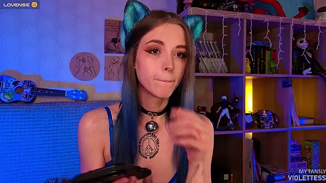 Snapshot of violettess chatting on 18, 3, 2026 violettess online show from 18, 3, 2026