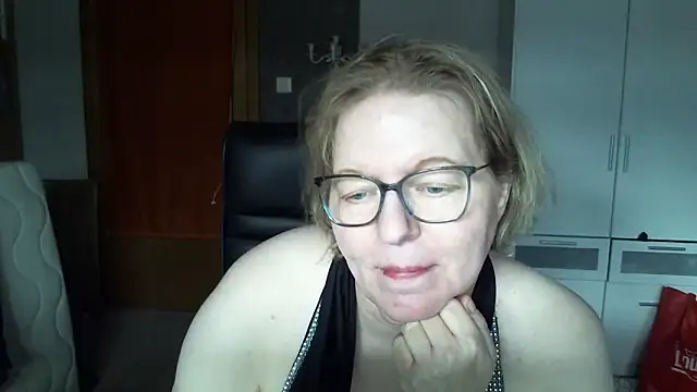 tina71707 online show from 19, 3, 2026