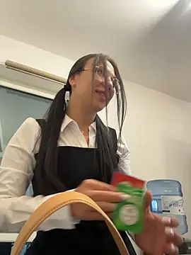 Snapshot of Bunny_Lush chatting on 10, 3, 2026 Bunny Lush online show from 10, 3, 2026