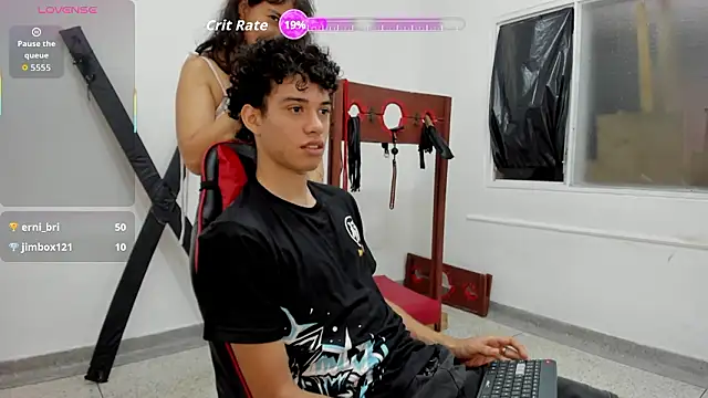 MiaBella and Max online show from 10, 3, 2026