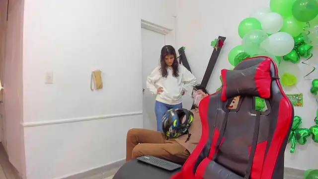 MiaBella and Max online show from 20, 3, 2026