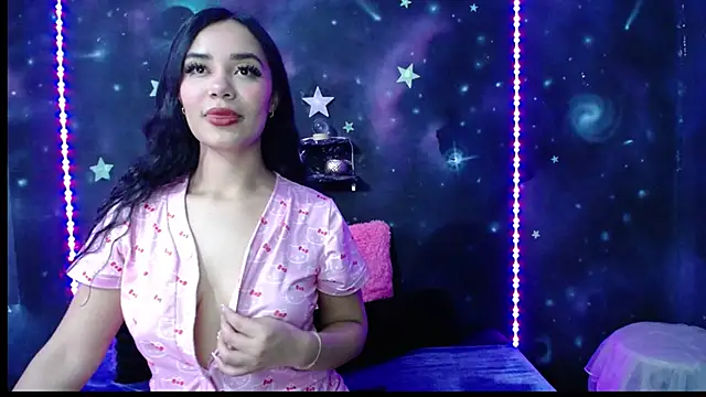 ValentinaRojass  online show from 25, 3, 2026