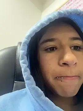 LilyRossi  online show from 23, 6, 2026