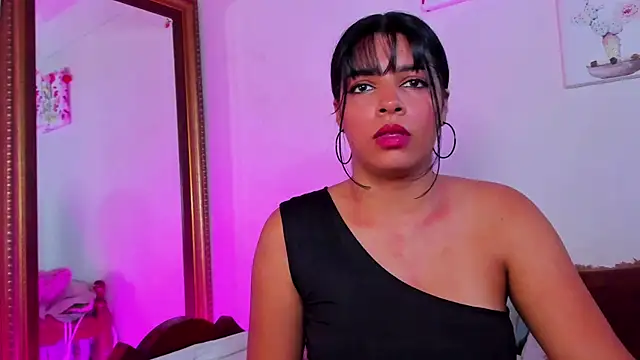 Arianna Moore online show from 7, 7, 2026