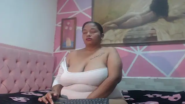 Snapshot of Doll_rihana chatting on 7, 3, 2026 Doll rihana online show from 7, 3, 2026