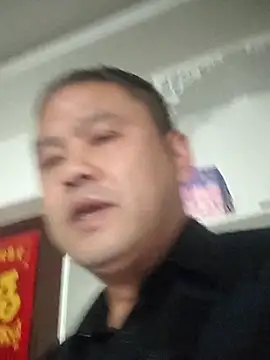 Snapshot of wanggang880903 chatting on 3, 3, 2026 wanggang880903 online show from 3, 3, 2026