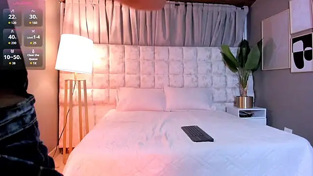 Samantha Velle online show from 25, 5, 2026