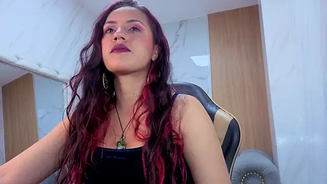 Lola roses tf online show from 10, 7, 2026