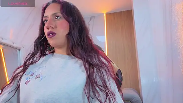 Lola roses tf online show from 30, 7, 2026