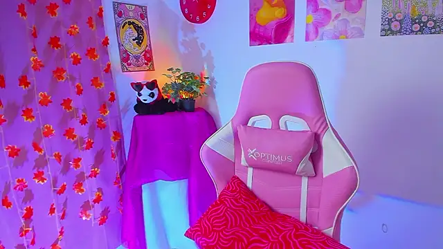 Madeline 21 online show from 21, 3, 2026