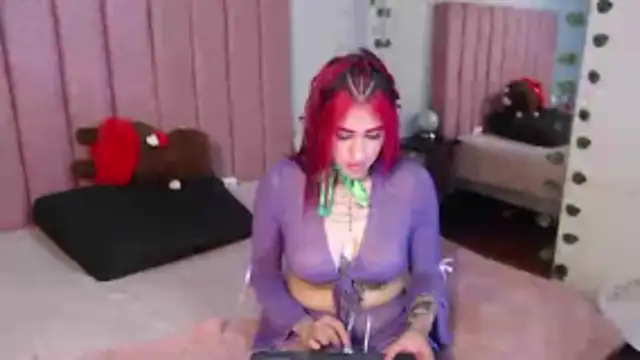 Snapshot of SaraLjordad chatting on 11, 5, 2026 SaraLjordad online show from 11, 5, 2026