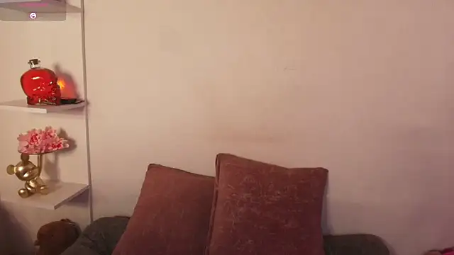 Snapshot of ema_parkerr chatting on 12, 3, 2026 ema parkerr online show from 12, 3, 2026