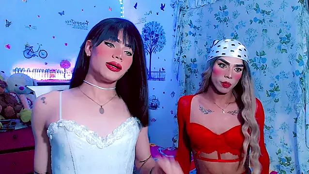 Snapshot of Shalicea_Golden_Eclipse chatting on 1, 4, 2026 Shalicea Golden Eclipse online show from 1, 4, 2026