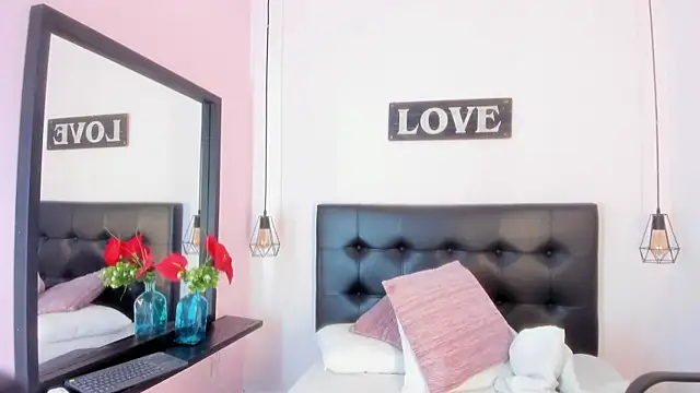 KatallelaMurillo online show from 8, 5, 2026