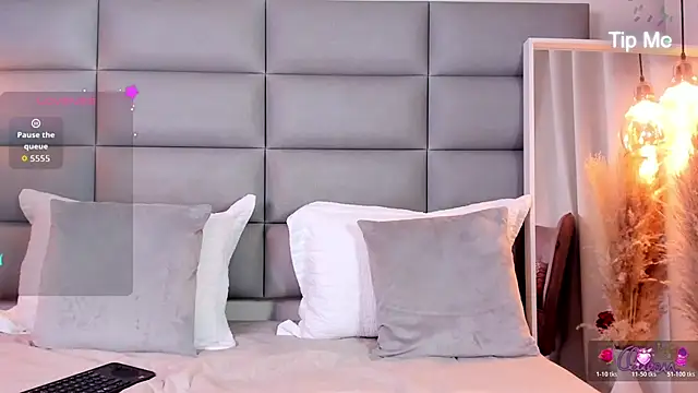 Snapshot of miss-ross chatting on 16, 3, 2026 miss-ross online show from 16, 3, 2026