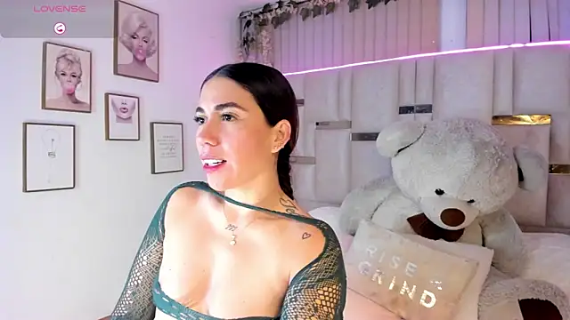 Hanna klover online show from 29, 4, 2026