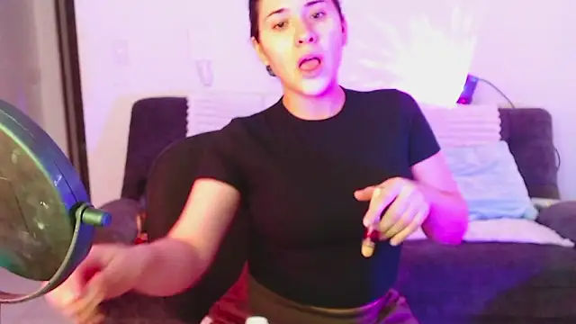 Snapshot of AriaDonatti chatting on 5, 3, 2026 AriaDonatti online show from 5, 3, 2026