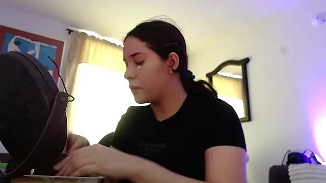 Snapshot of AriaDonatti chatting on 8, 3, 2026 AriaDonatti online show from 8, 3, 2026