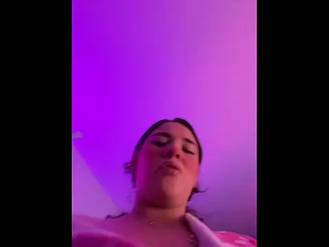 Snapshot of AriaDonatti chatting on 19, 3, 2026 AriaDonatti online show from 19, 3, 2026