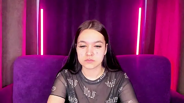 Snapshot of AishaTempt chatting on 4, 3, 2026 AishaTempt online show from 4, 3, 2026