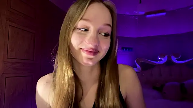 Snapshot of Anika_Socutehe chatting on 4, 3, 2026 Anika Socutehe online show from 4, 3, 2026