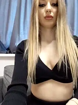 Snapshot of AlishaWey chatting on 13, 3, 2026 AlishaWey online show from 13, 3, 2026