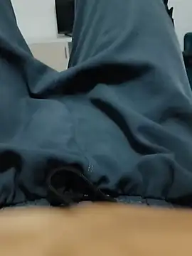 shybullggn online show from 25, 7, 2026