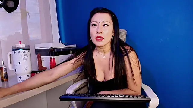 Terra  Rouse  online show from 30, 4, 2026