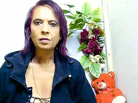 Hot queen58 online show from 22, 6, 2026
