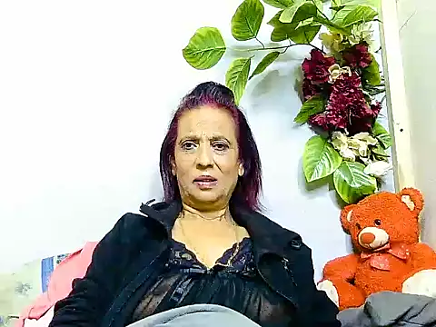 Hot queen58 online show from 23, 6, 2026