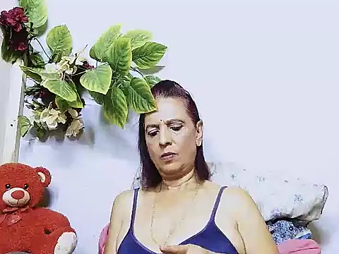 Hot queen58 online show from 9, 7, 2026