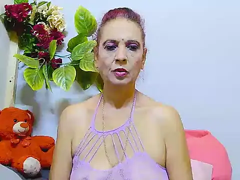 Hot queen58 online show from 19, 7, 2026