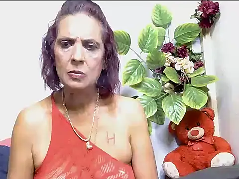 Hot queen58 online show from 25, 7, 2026
