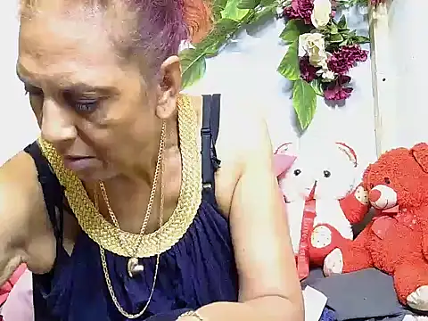 Hot queen58 online show from 5, 8, 2026