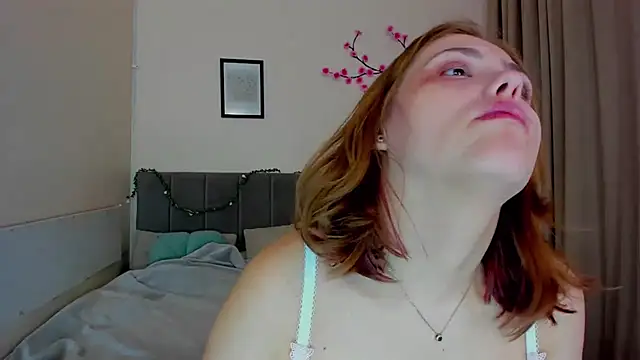 Snapshot of DellaRows chatting on 18, 3, 2026 DellaRows online show from 18, 3, 2026