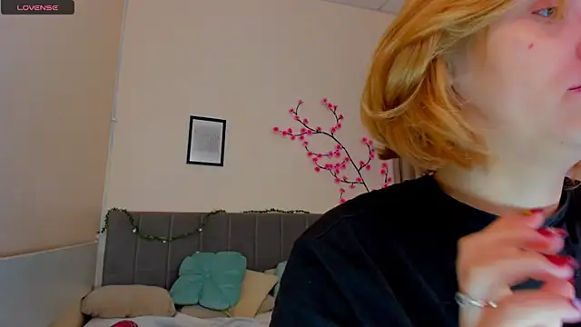 DellaRows online show from 4, 5, 2026
