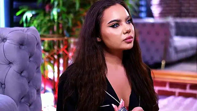 Ashlee Angel online show from 29, 4, 2026