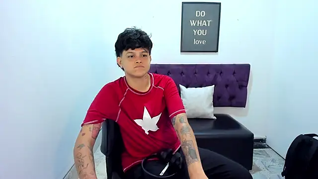 TomBoy Natali online show from 2, 5, 2026