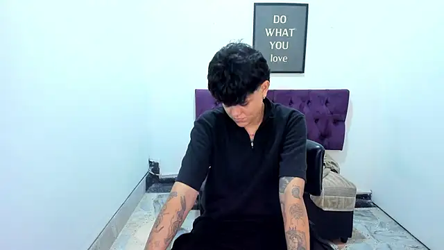 TomBoy Natali online show from 3, 5, 2026